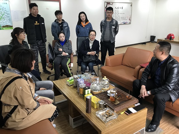 D:\u7cfb部\u7cfb部网页通讯稿9届3月顶岗实习走访9届顶岗实习走访.jpg
