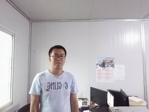 D:\u7cfb部\u7cfb部网页通讯稿\u5218金鑫个人资料\u5218金鑫#.jpg
