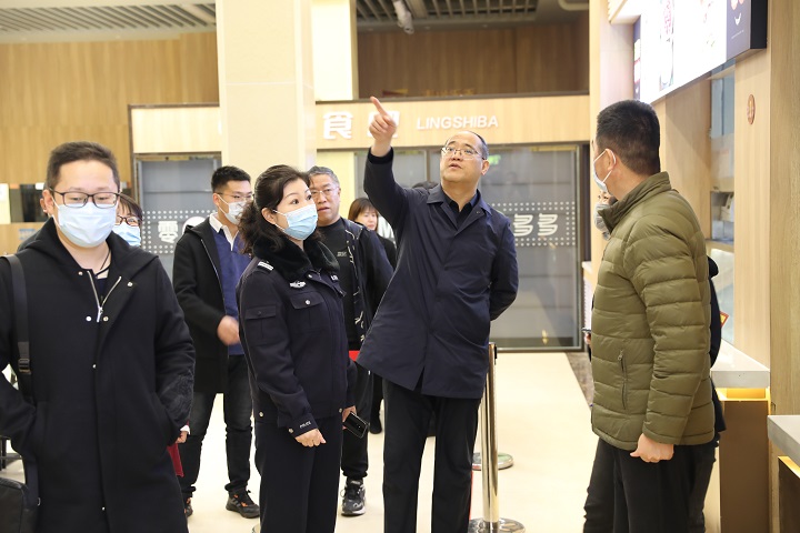 1615167656834088786.jpg 万柏林.jpg